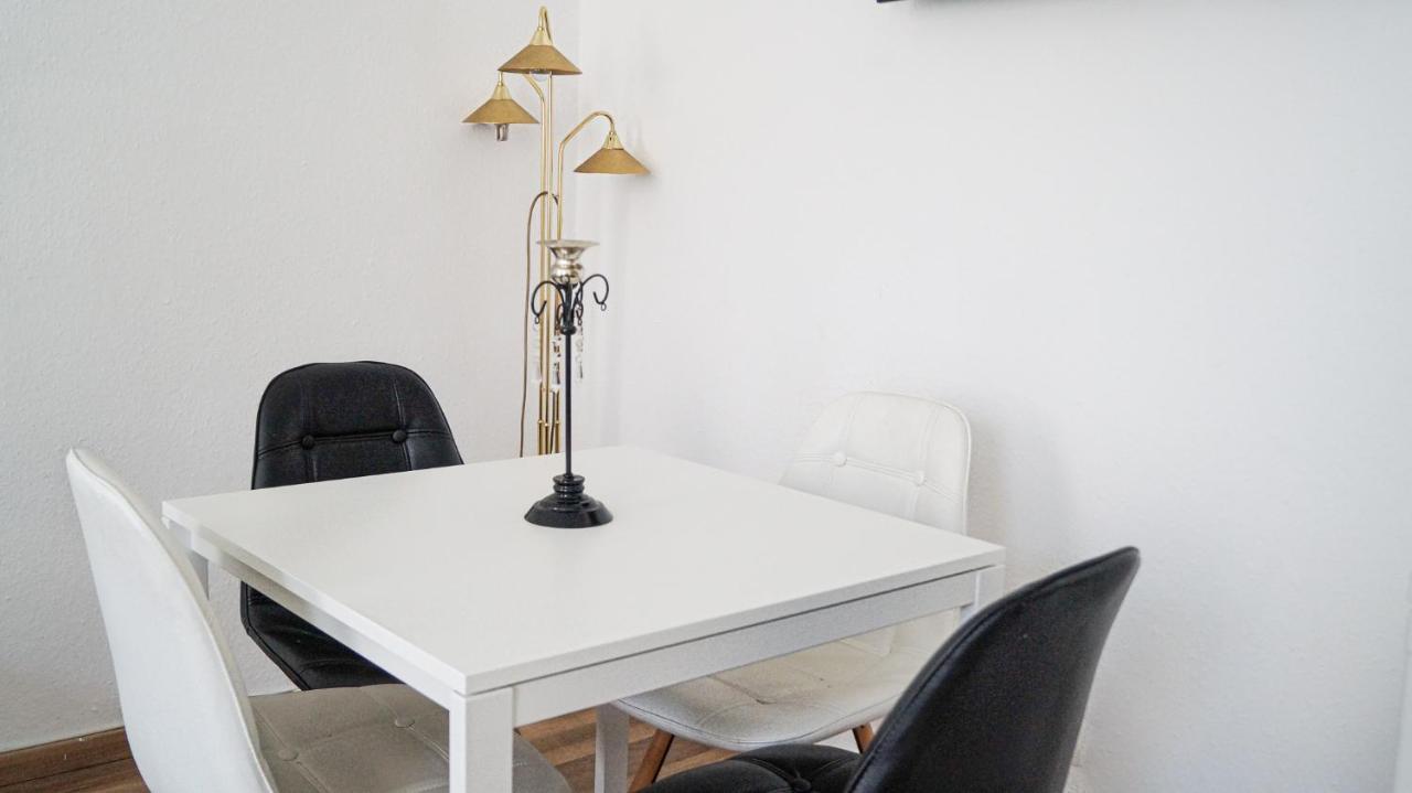 Gorgeous 2Br - Spacious & Suitable For Everyone เวียนนา ภายนอก รูปภาพ